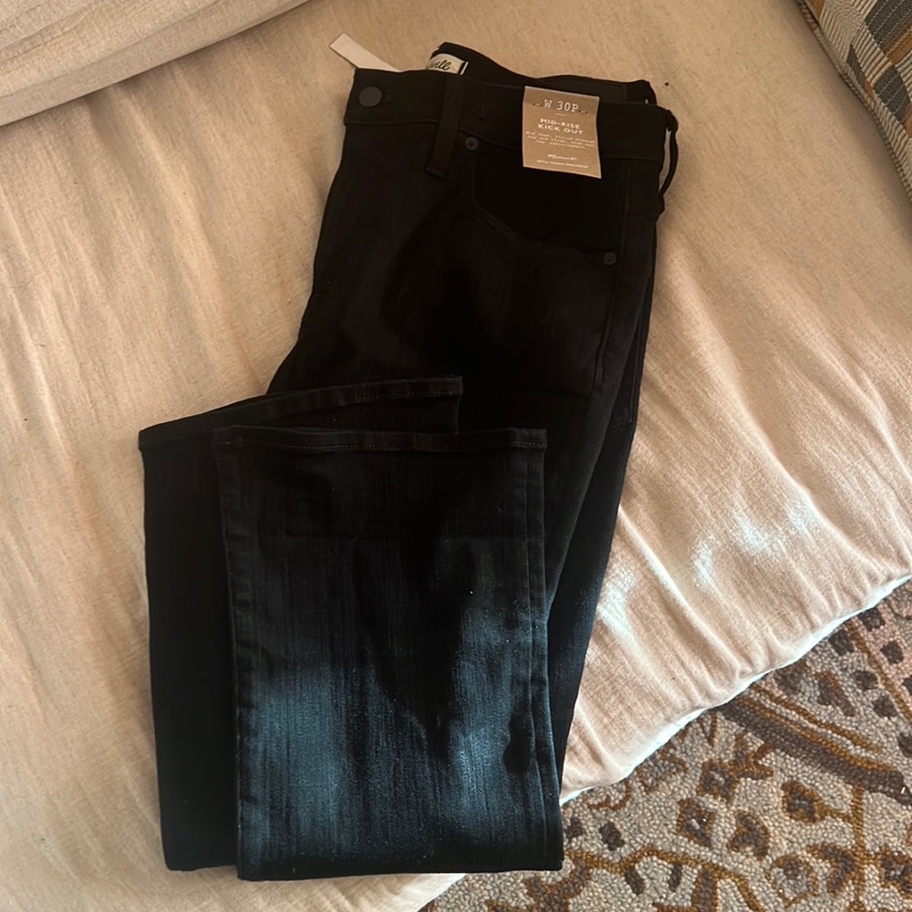 NWT MADEWELL MID-RISE KICK OUT